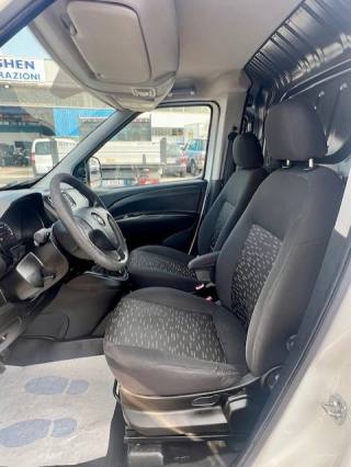 OPEL Combo usata, con Controllo trazione