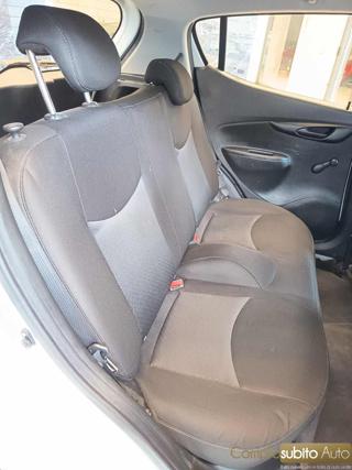 OPEL Karl usata, con Bluetooth