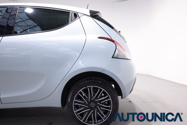 LANCIA Ypsilon usata 37