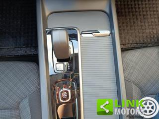 VOLVO XC60 usata, con Sensori di parcheggio posteriori