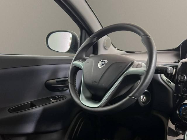 LANCIA Ypsilon usata, con Fari LED