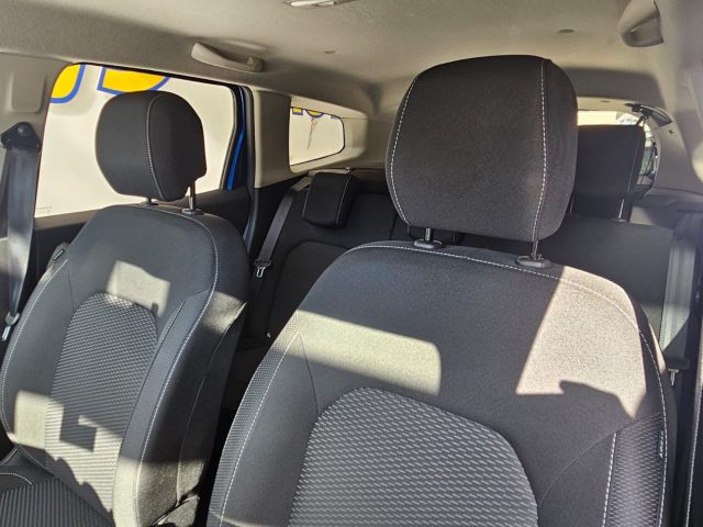 DACIA Duster usata, con USB