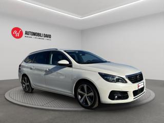 PEUGEOT 308 usata, con Airbag