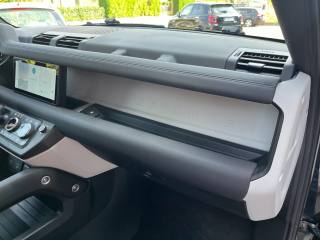 LAND ROVER Defender usata, con Servosterzo