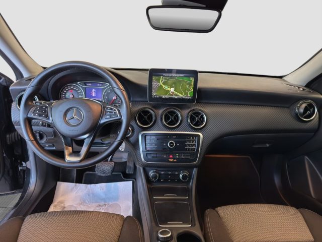 MERCEDES-BENZ CLA usata 7