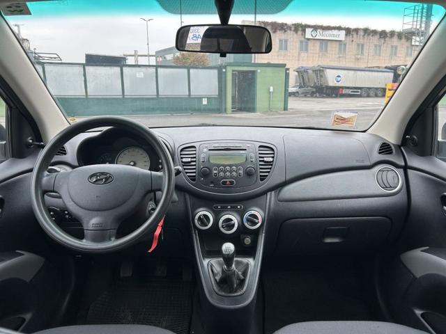 HYUNDAI i10 usata, con Autoradio