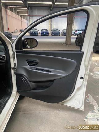 LANCIA Ypsilon usata 27