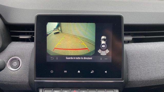 RENAULT Clio usata, con Bluetooth