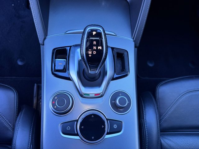 ALFA ROMEO Stelvio usata, con Fari Xenon