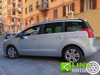 PEUGEOT 5008 usata, con Airbag laterali