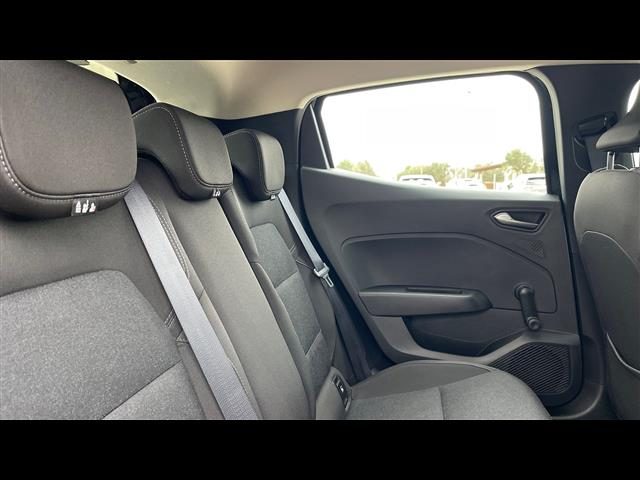 RENAULT Clio usata, con Volante in pelle