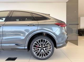 AUDI Q5 usata, con Tettuccio apribile