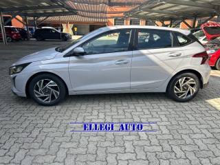 HYUNDAI i20 usata, con Airbag