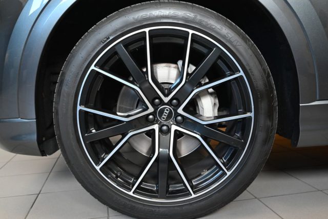 AUDI Q8 usata 18