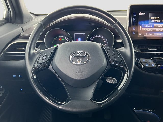 TOYOTA C-HR usata 11