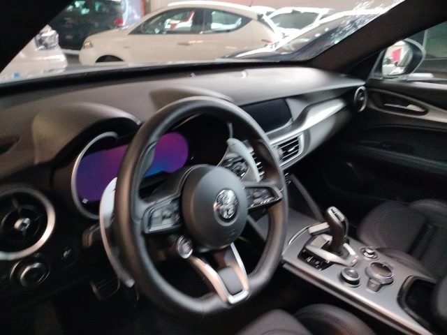 ALFA ROMEO Stelvio usata, con Sensori di parcheggio posteriori