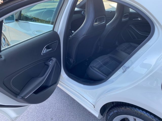 MERCEDES-BENZ A 180 usata, con Volante in pelle