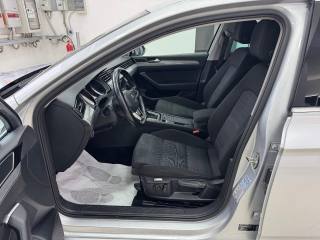 VOLKSWAGEN Passat Variant usata, con Boardcomputer
