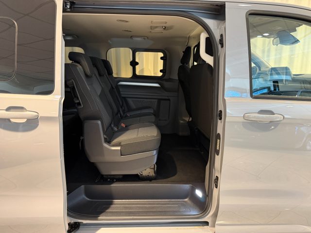 VOLKSWAGEN Caravelle usata, con Alzacristalli elettrici