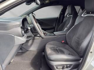 TOYOTA C-HR usata, con Controllo automatico clima