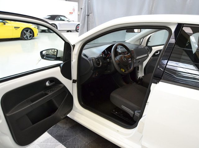 VOLKSWAGEN up! usata, con Airbag