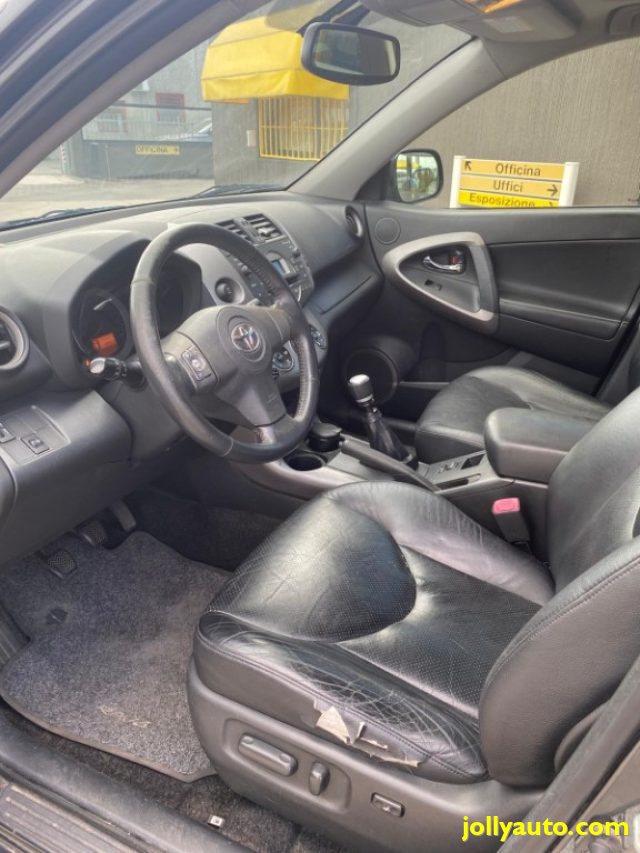 TOYOTA RAV 4 usata, con Climatizzatore
