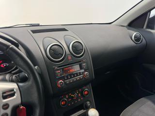 NISSAN Qashqai usata, con Controllo automatico clima