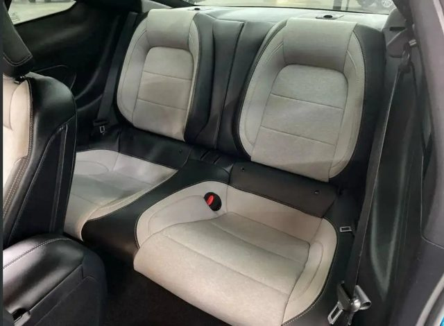 FORD Mustang usata, con Fari LED