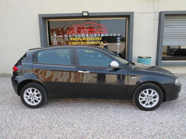 ALFA ROMEO 147 usata, con Alzacristalli elettrici