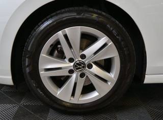 VOLKSWAGEN Golf usata, con Fari LED