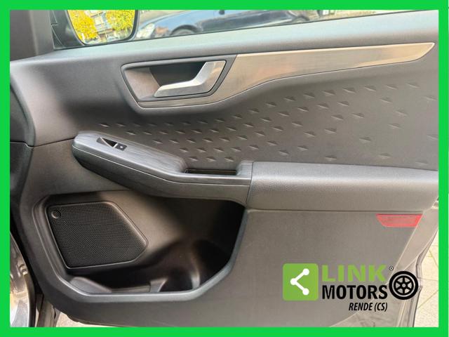 FORD Kuga usata, con Specchietto retrovisore con funzione antiabbagliamento