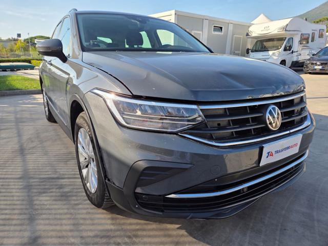 VOLKSWAGEN Tiguan usata, con Autoradio
