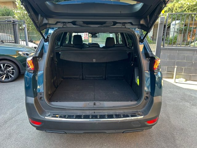 PEUGEOT 5008 usata, con Bluetooth