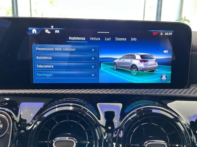 MERCEDES-BENZ A 180 usata, con Sistema di navigazione