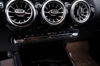 MERCEDES-BENZ GLA 200 usata, con Luci diurne LED