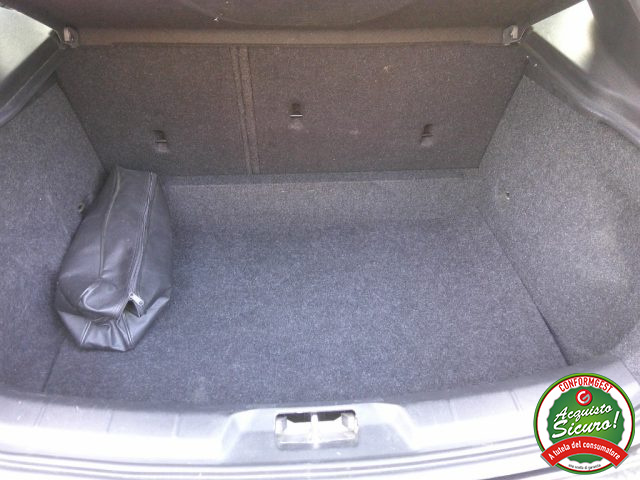 VOLVO V40 usata, con Immobilizzatore elettronico