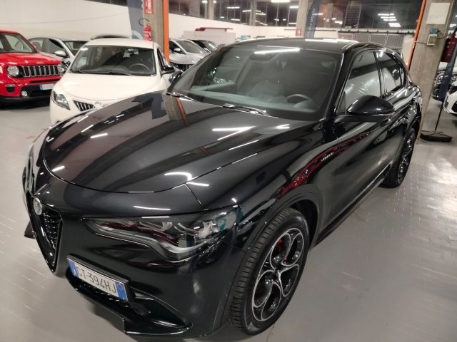 ALFA ROMEO Stelvio usata, con Autoradio digitale