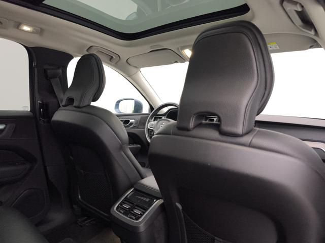 VOLVO XC60 usata, con Luci diurne LED