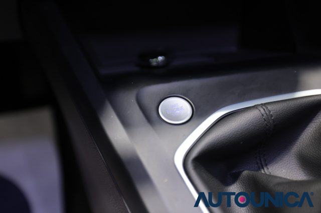 VOLKSWAGEN Golf usata, con Sensore di pioggia