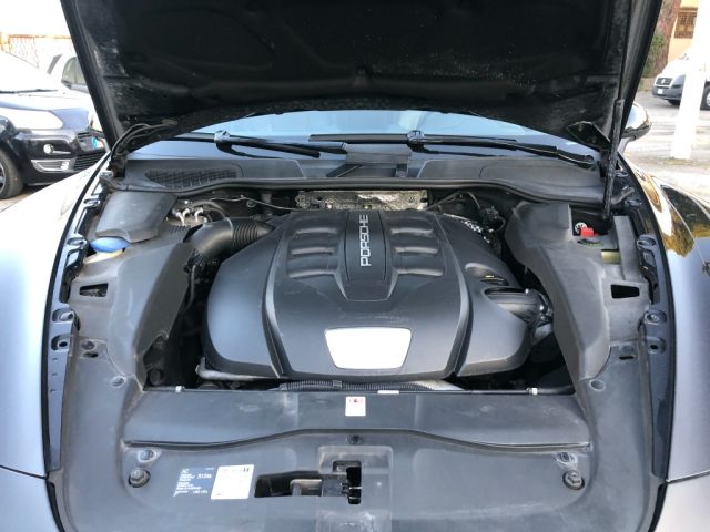PORSCHE Cayenne usata 25