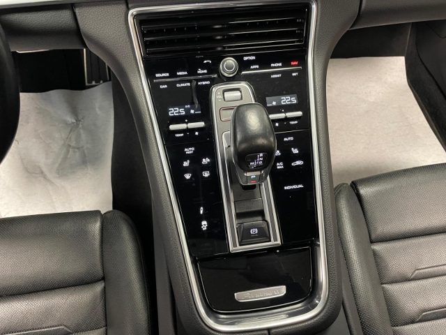 PORSCHE Panamera usata, con Interni in pelle