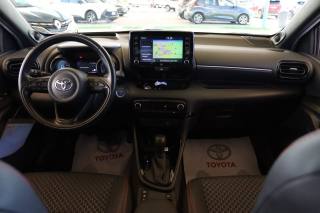 TOYOTA Yaris usata, con Airbag testa