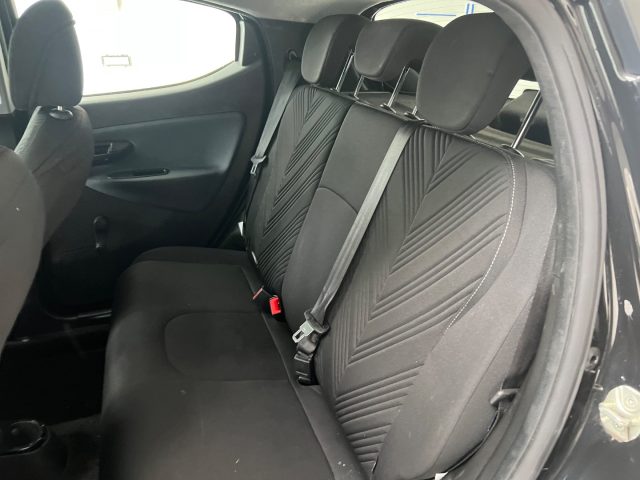 LANCIA Ypsilon usata, con ESP