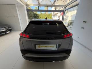 PEUGEOT 2008 usata, con Cruise Control