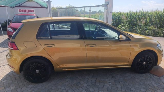 VOLKSWAGEN Golf usata, con Airbag laterali