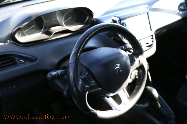 PEUGEOT 208 usata, con Airbag