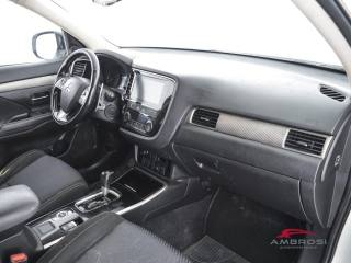 MITSUBISHI Outlander usata 11