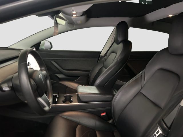 TESLA Model 3 usata 8