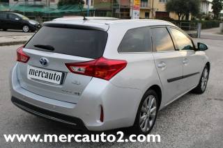 TOYOTA Auris usata, con Boardcomputer