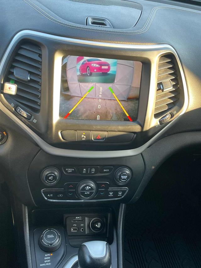 JEEP Cherokee usata, con Fendinebbia